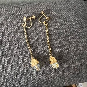 Vintage Pretty screw back earrings with gold plated design and crystals …